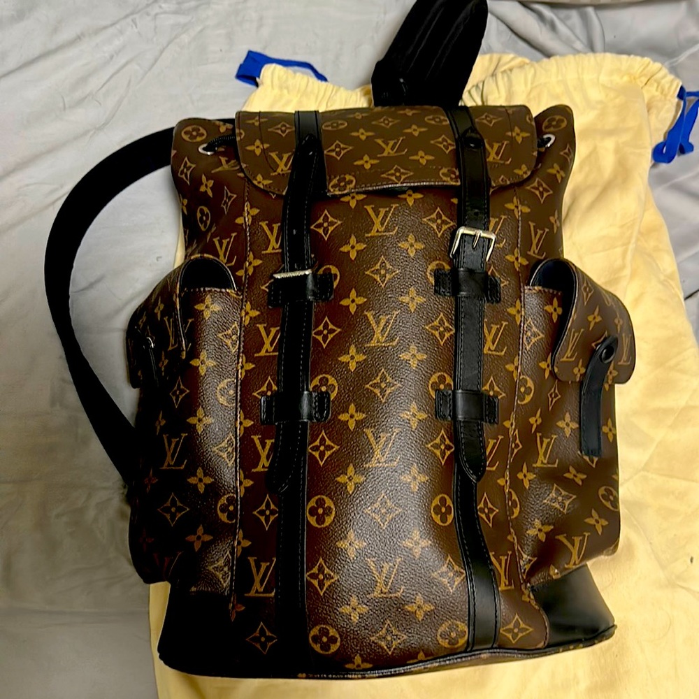 Louis Vuitton Christopher